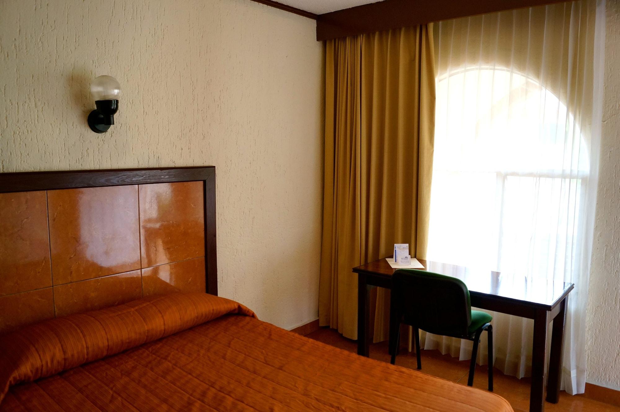 Hotel & Suites Villa Del Sol Morelia Eksteriør bilde