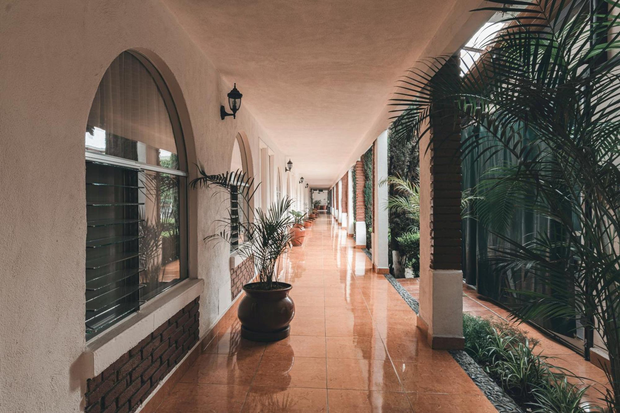 Hotel & Suites Villa Del Sol Morelia Eksteriør bilde