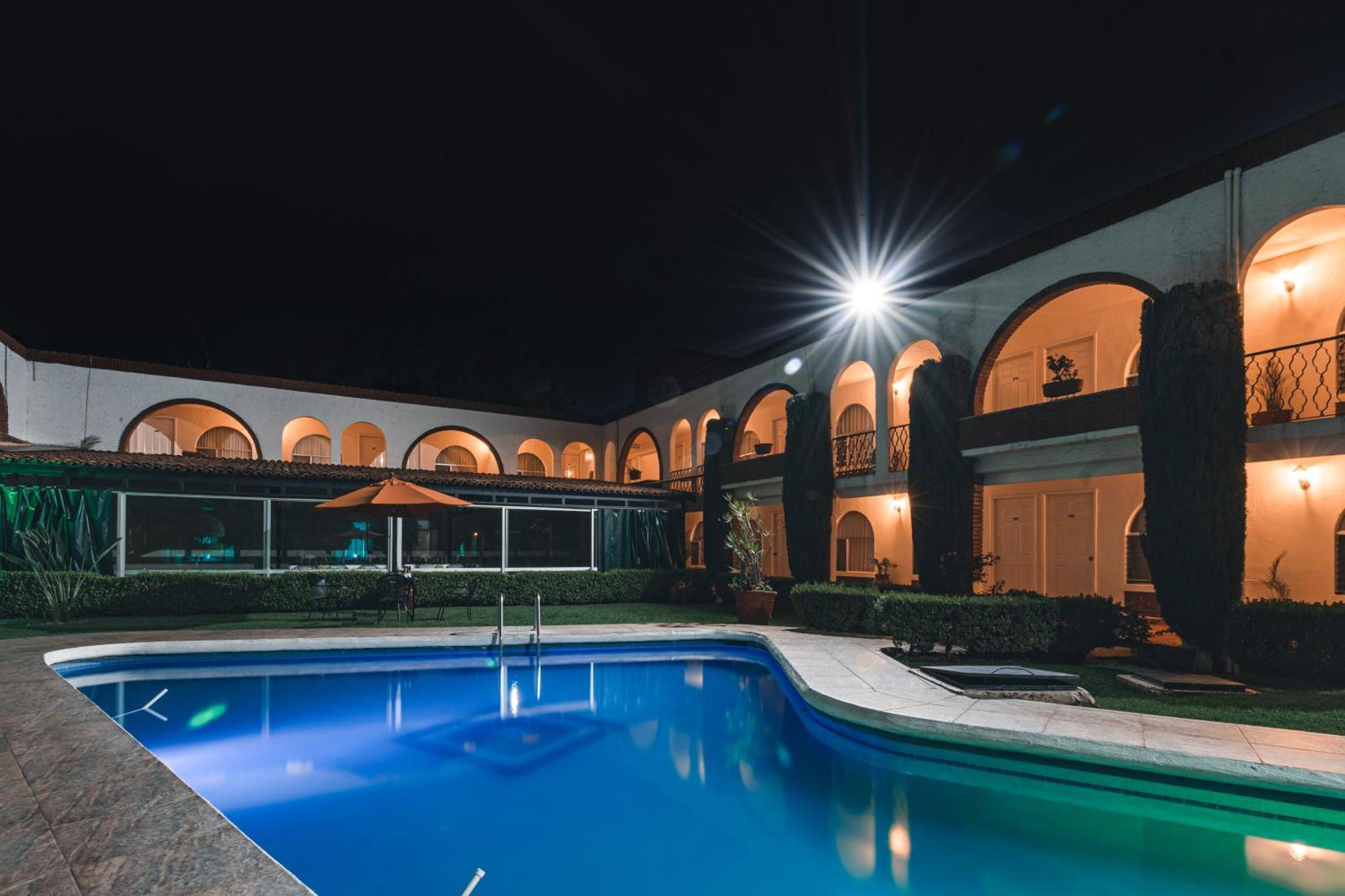 Hotel & Suites Villa Del Sol Morelia Eksteriør bilde